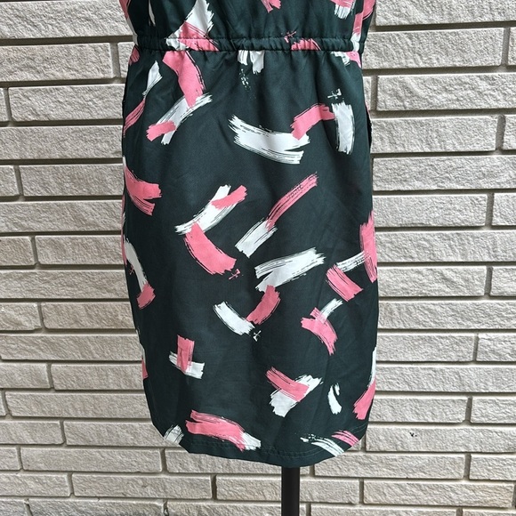 Mountain Warehouse Lightweight Green Pink and White Cap Sleeve Dress Sz 8 - Picture 8 of 10